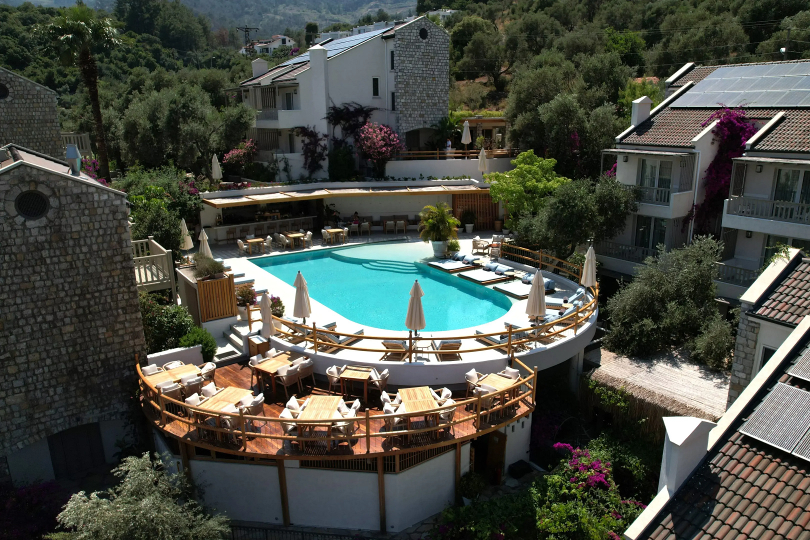 Отель Pilos Suites
