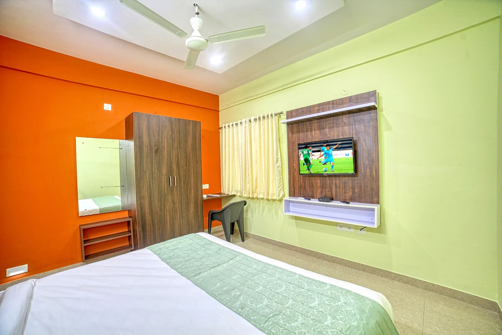 Отель Red Key Bangalore Airport