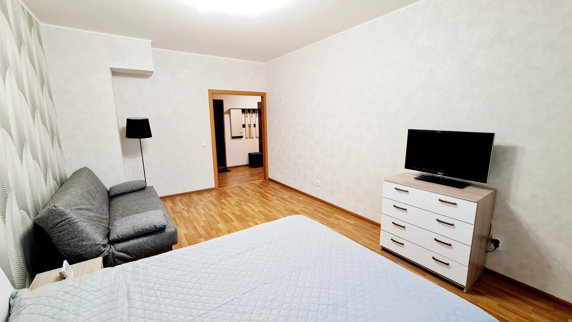 Апартаменты Двухкомнатные апартаменты на Кузбасской дивизии 26а