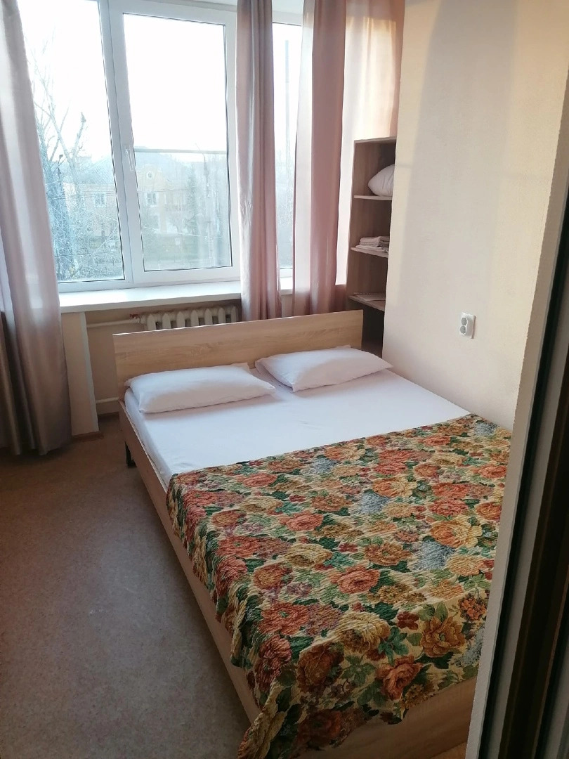 Хостел Семь горняков