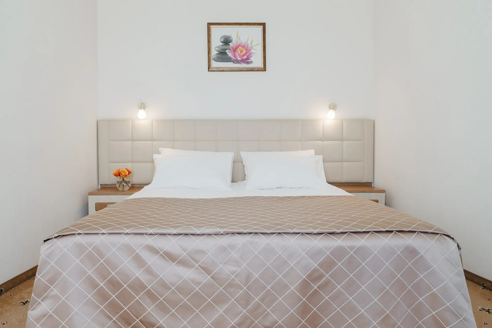 Отель Чарушин