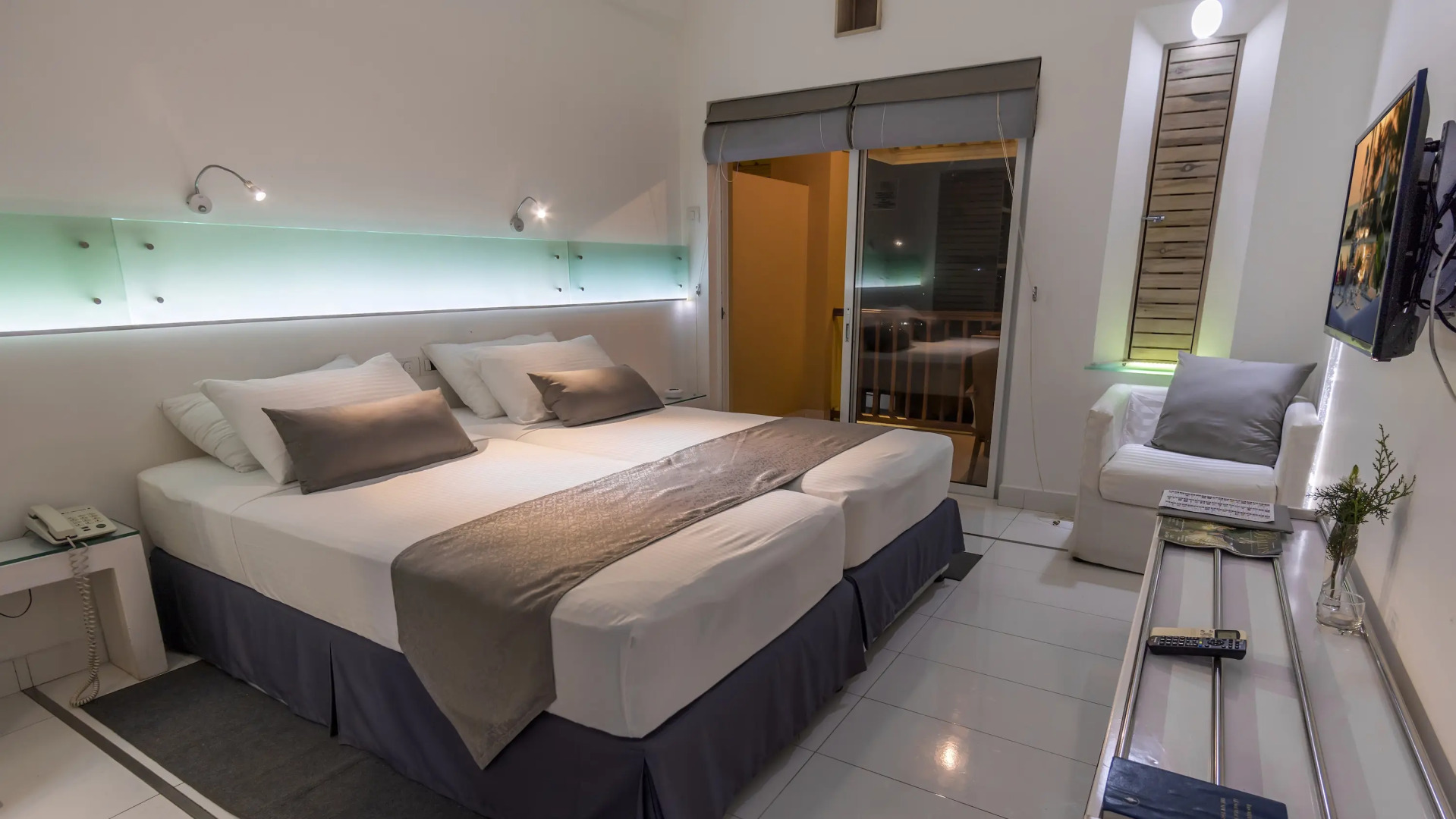 Отель The Lady Hill