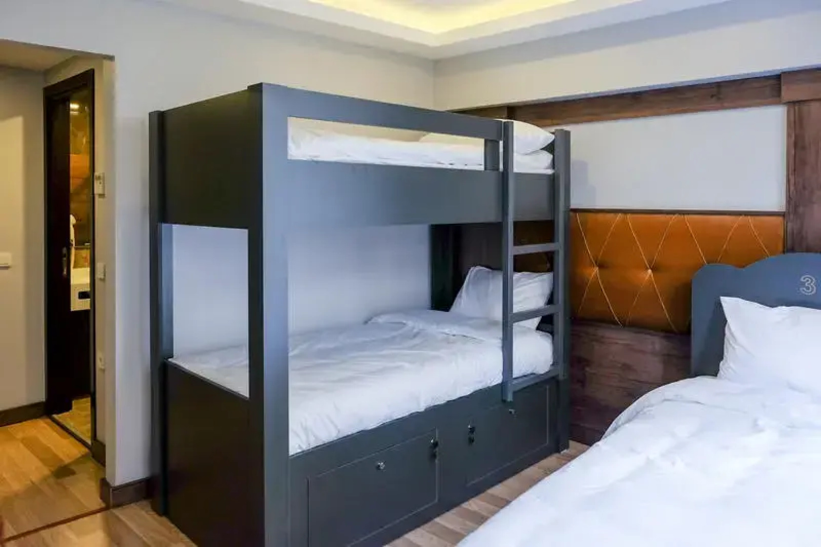 Хостел Bucoleon