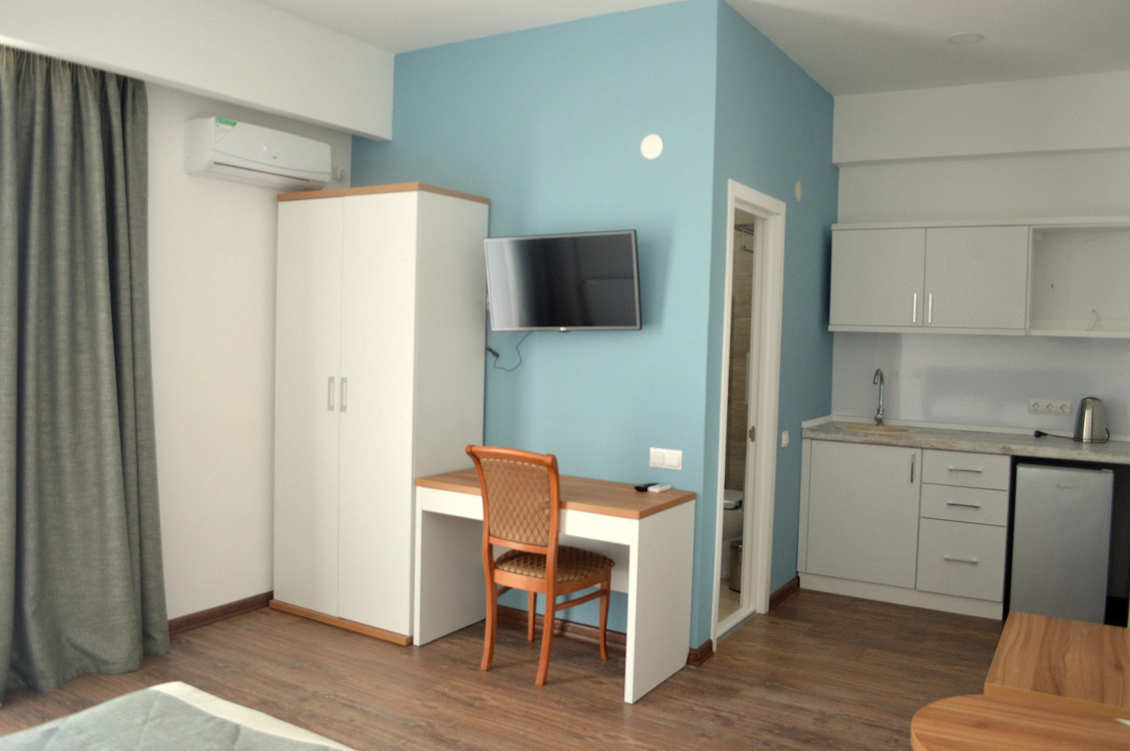 Отель Черноморский