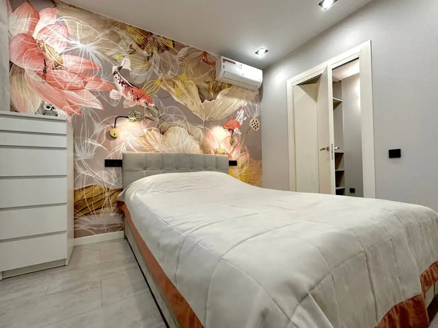 Квартира Евродвушка класса Люкс в центре города