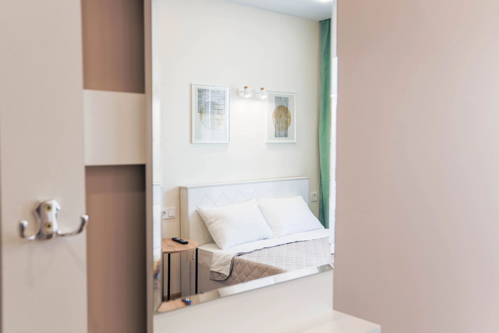 Апартаменты Луна рядом с Политехом на 2 гостя