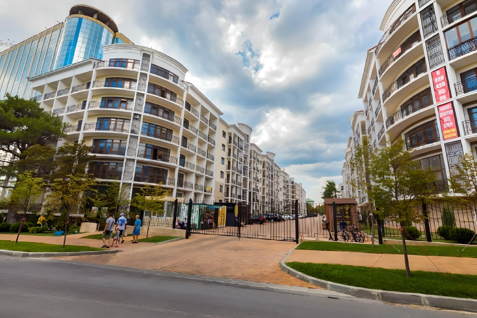 Апартаменты Изумрудный город-2