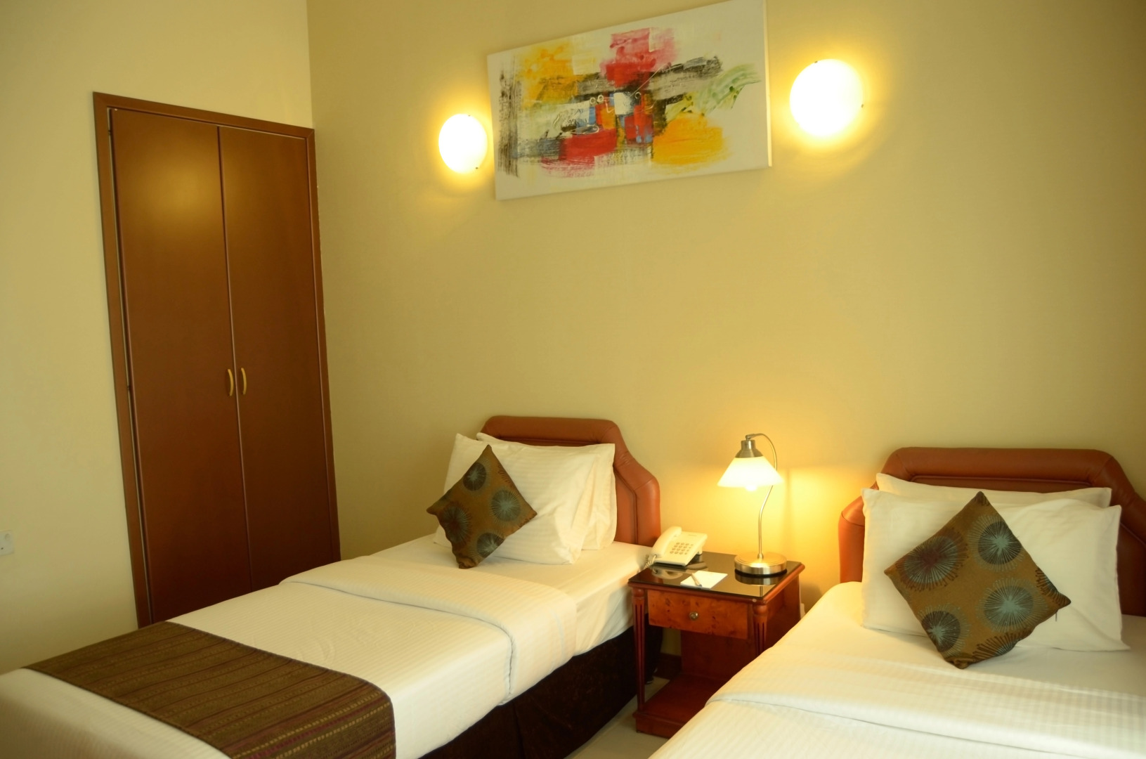 Отель Nejoum Al Emarate