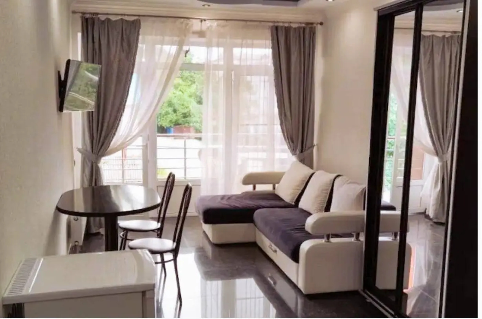 Гостевой дом Южный Вайб Миракль