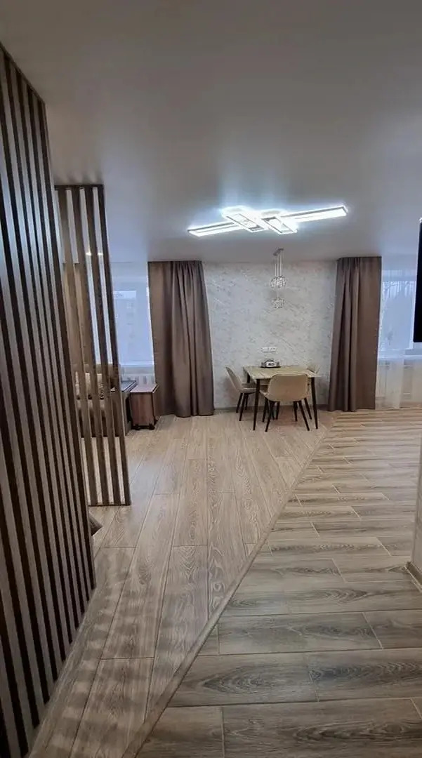 Апартаменты на 60 лет Октября 21