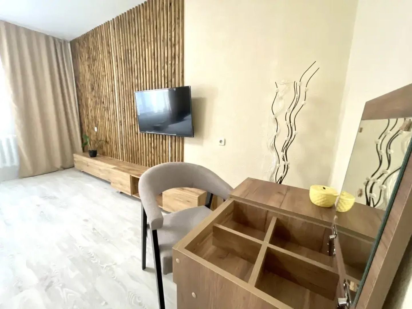 Апартаменты 020 Флэтс-Лайн на улице Красноармейская 100