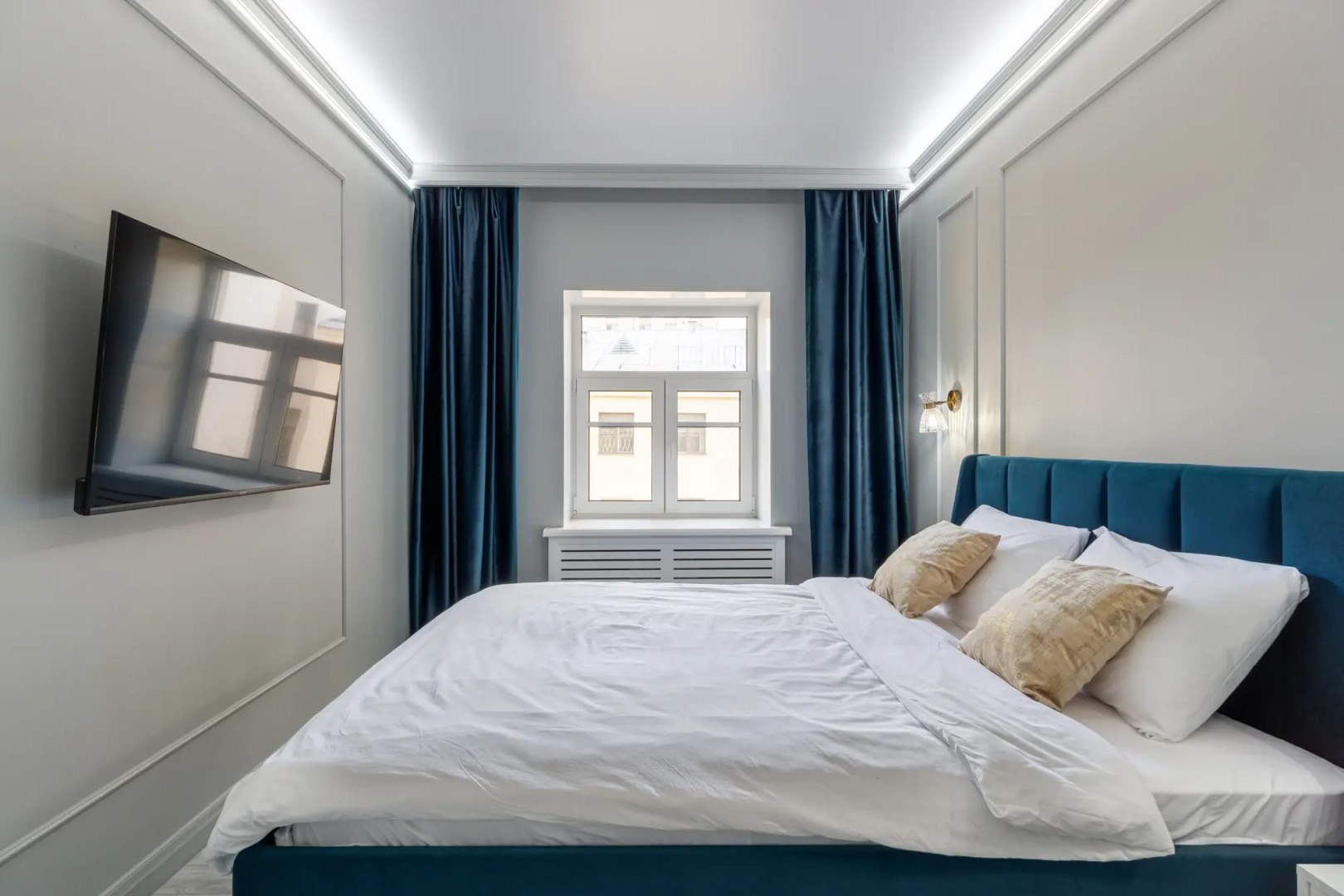 Апартаменты в Доме-Памятнике Дом имени Гоголя в Самом Центре Санкт-Петербурга