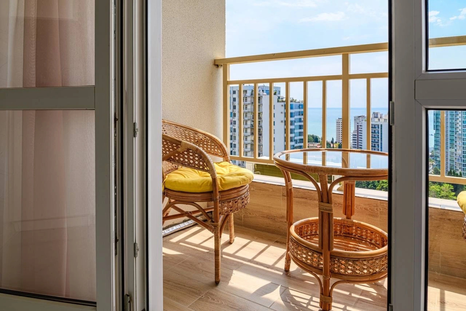 Апартаменты Место под солнцем 9