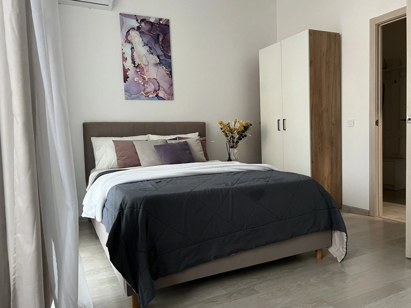 Квартира Просторный люкс с балконом