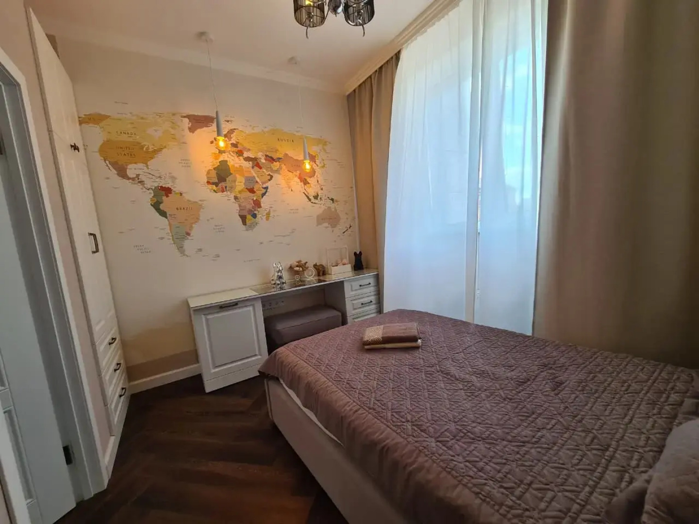 Апартаменты Кино в ЖК 5 звезд