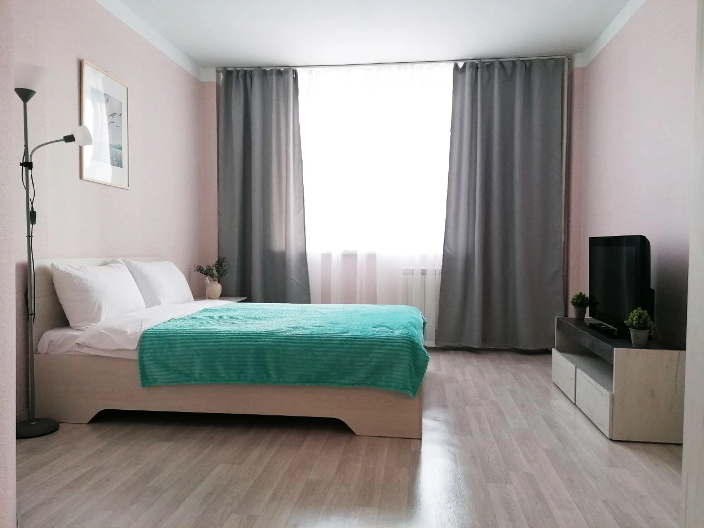 Квартира комфорт-класса возле ТРЦ Планета