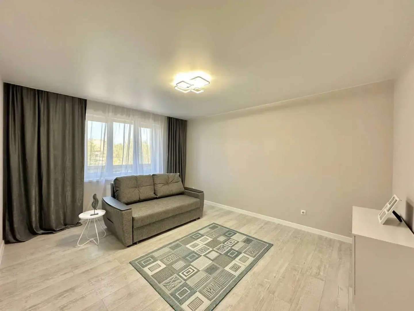 Квартира Рядом с Реадовским Парком