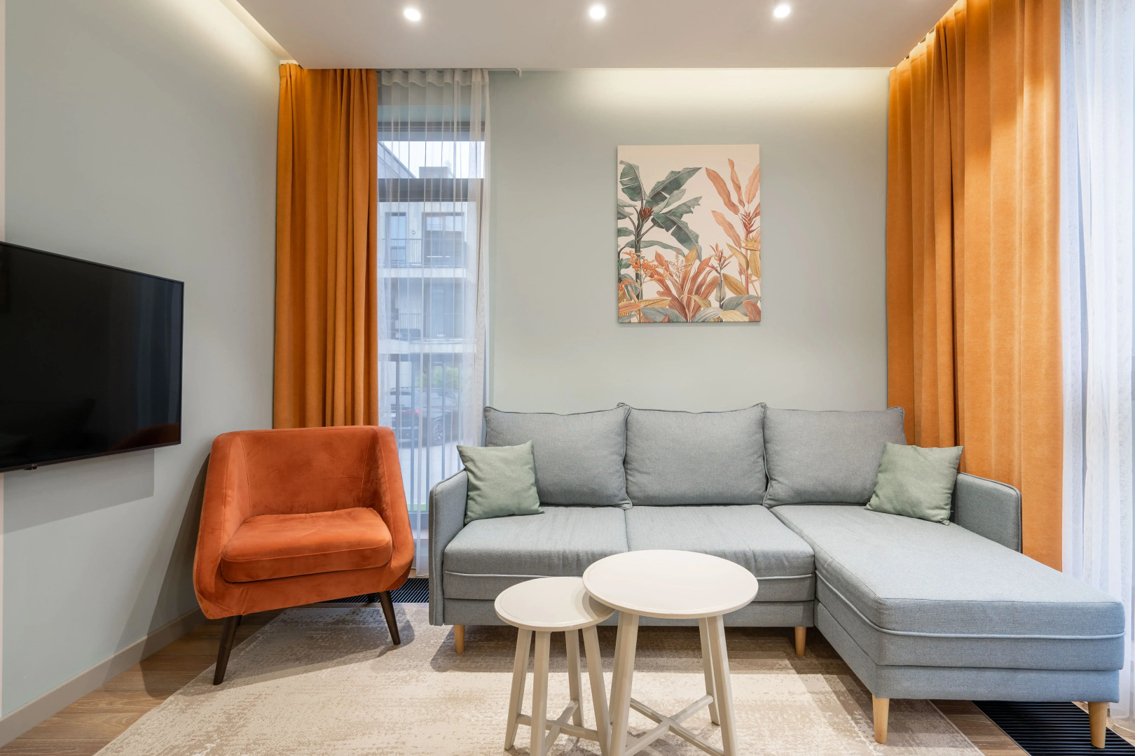 Апартаменты Охта «КраСКИ»