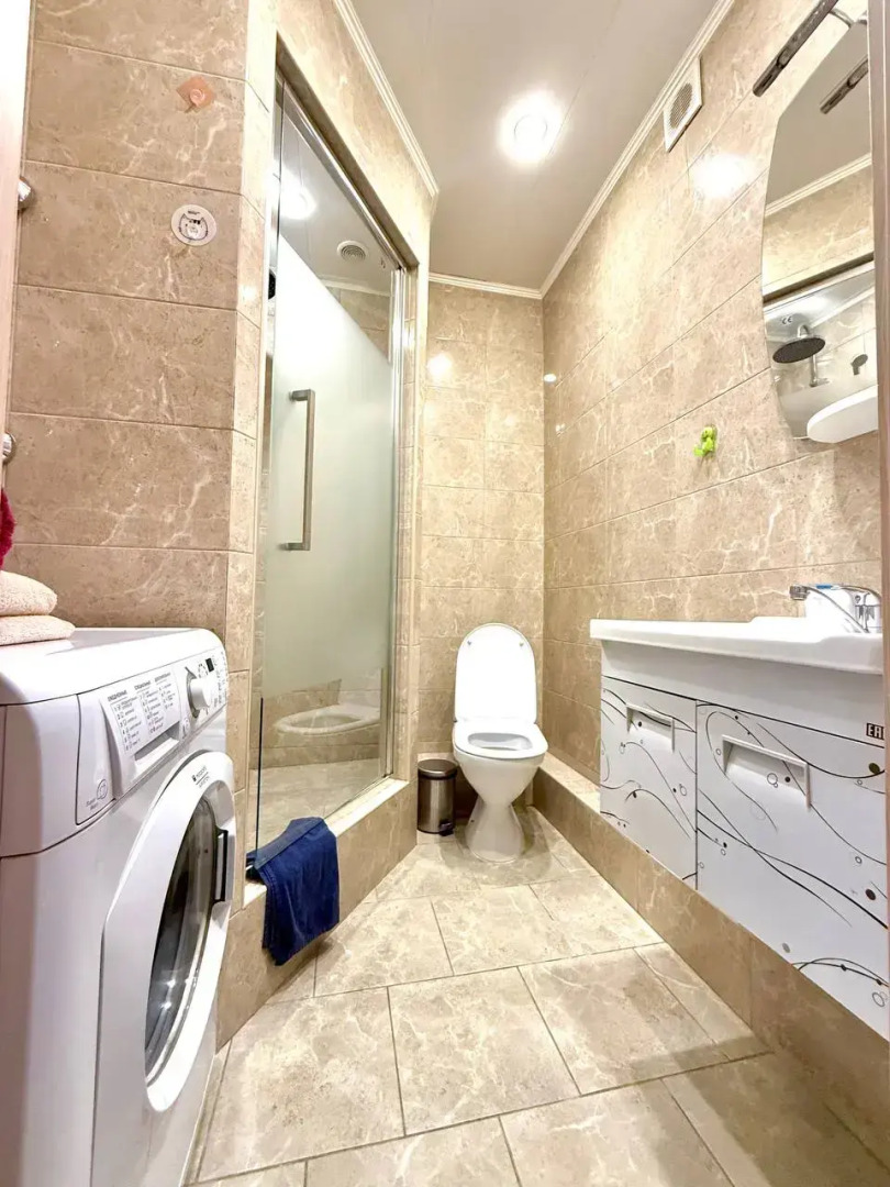 Апартаменты на Баумана 1