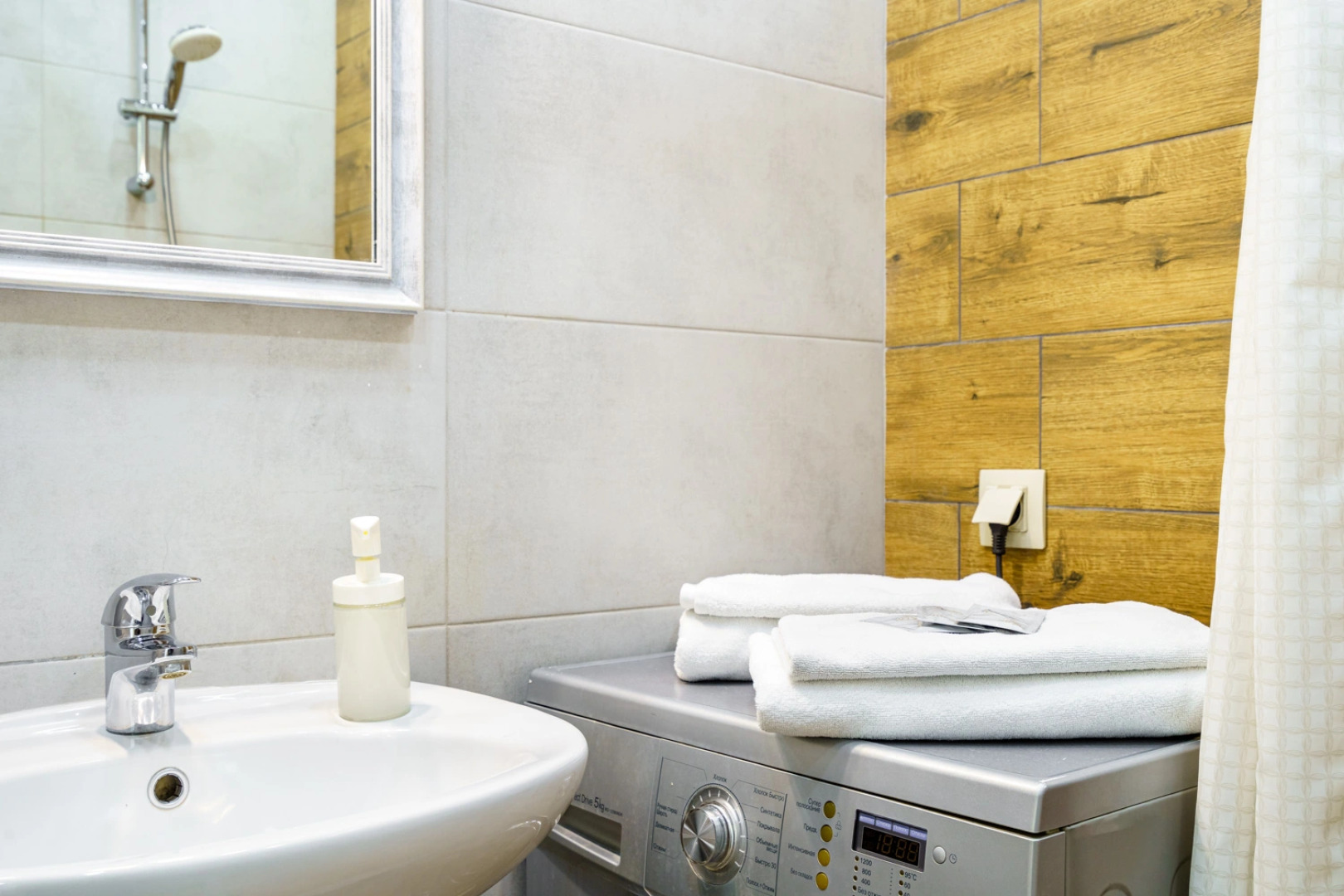 Апартаменты GOOD NIGHT на Карташова 31в