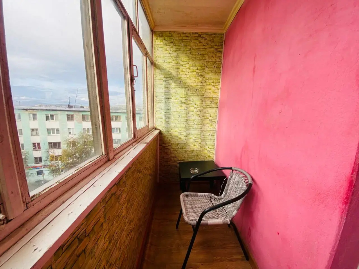 Апартаменты на Кольском 2