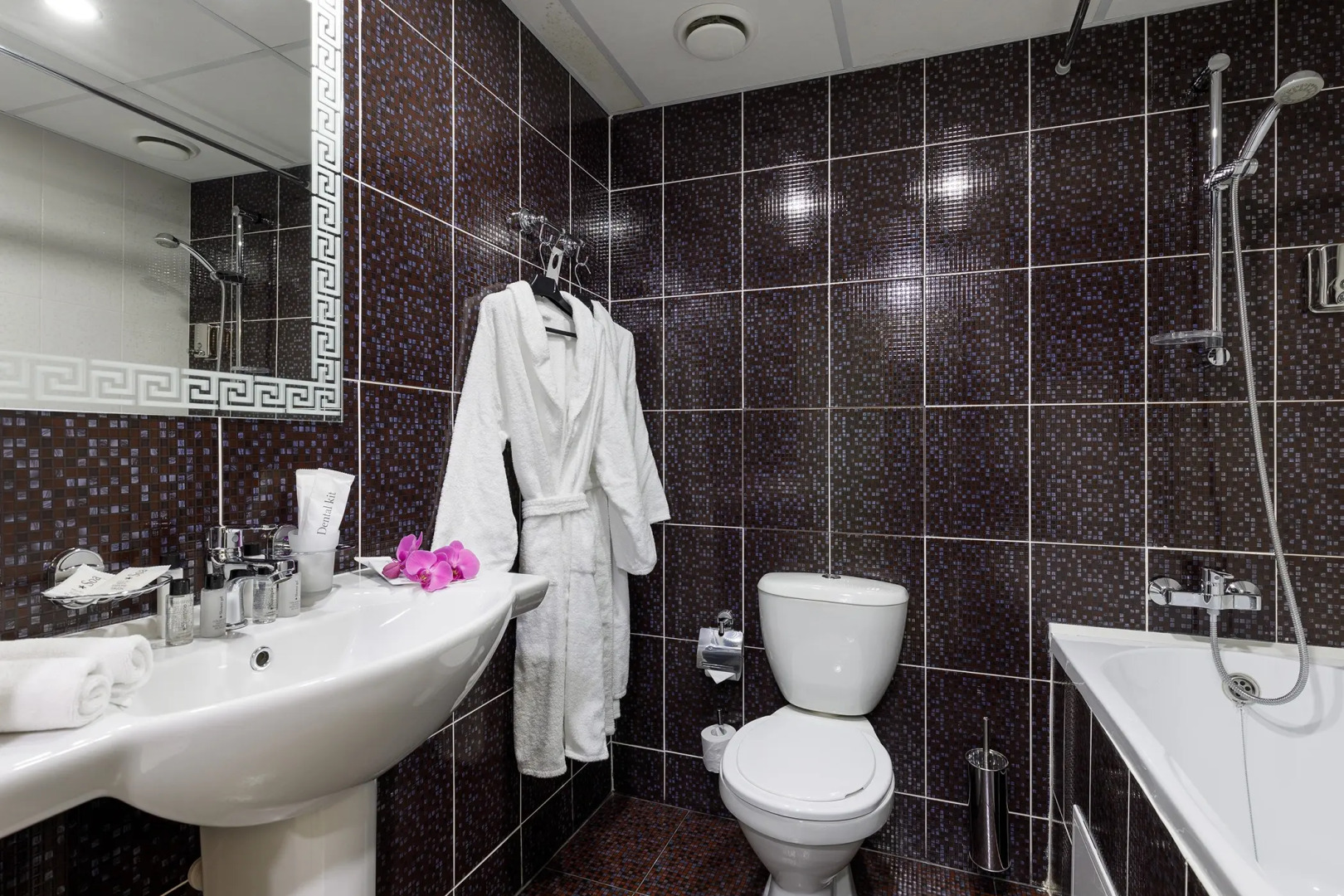 Отель Белое Дерево