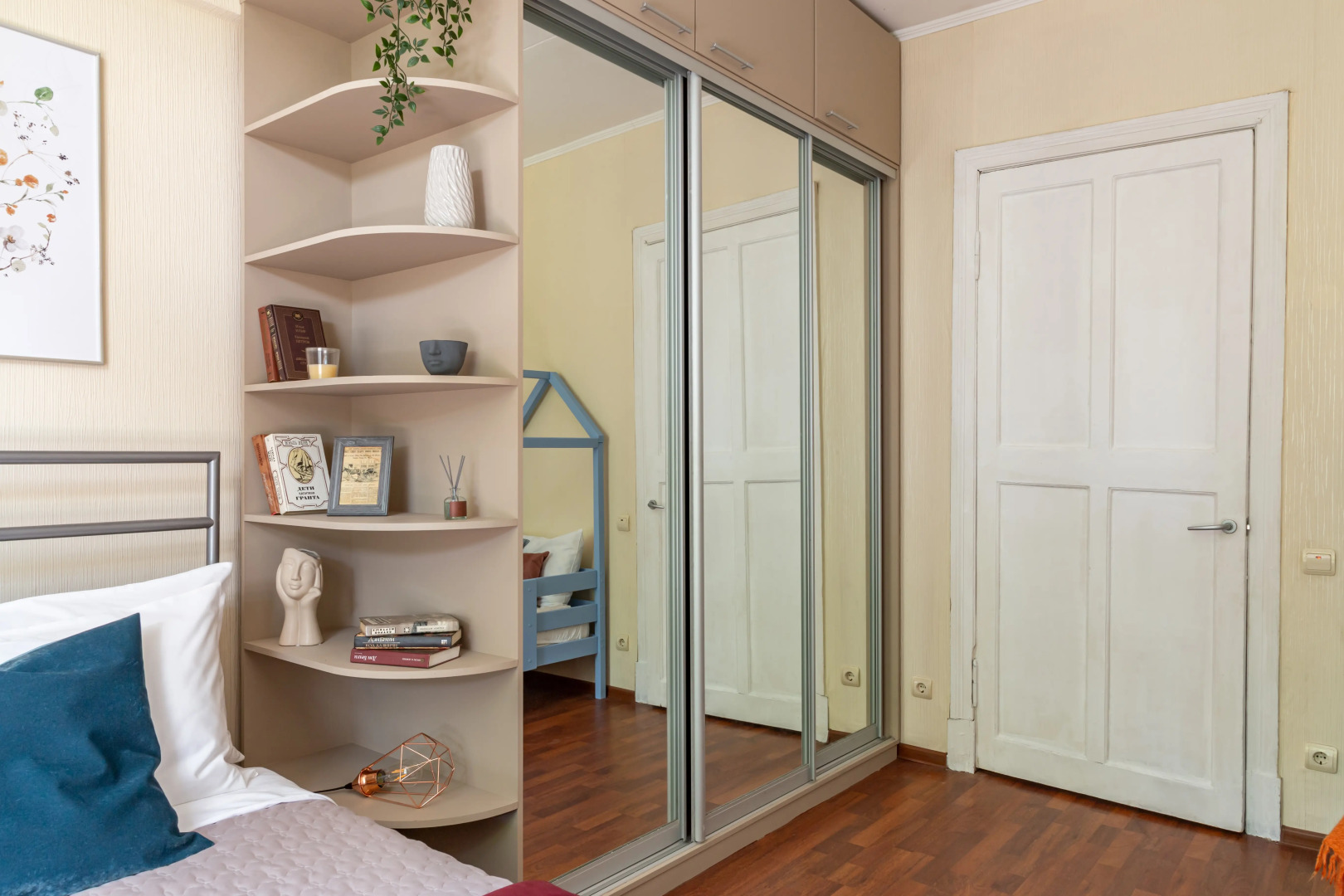 Апартаменты на Вавилова 17