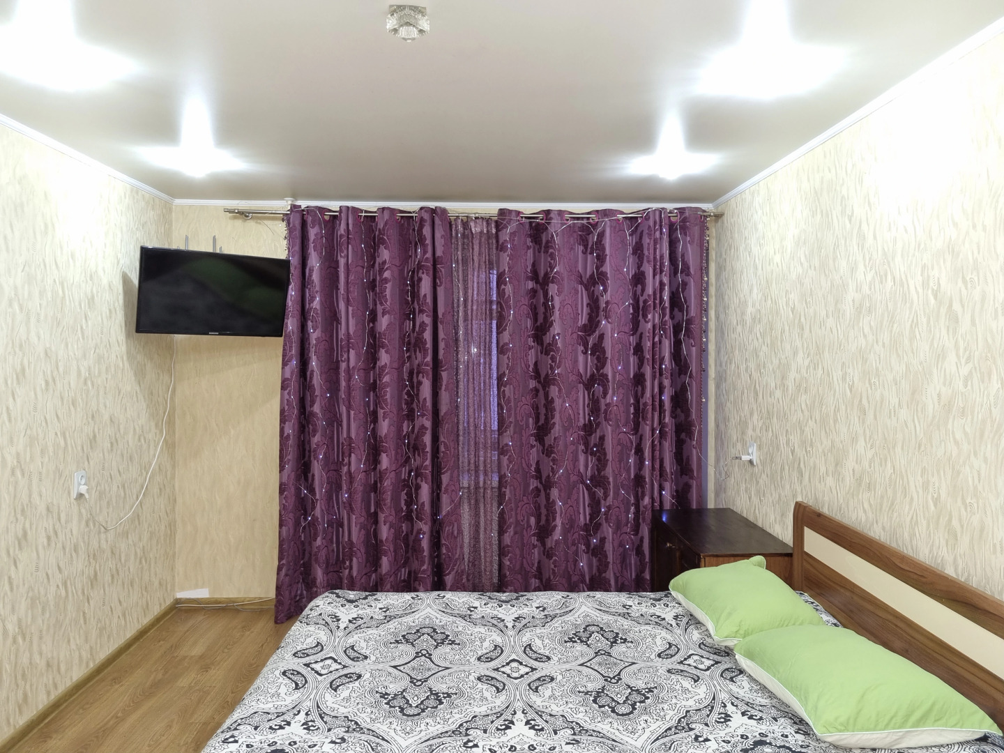 Апартаменты Волкова 65