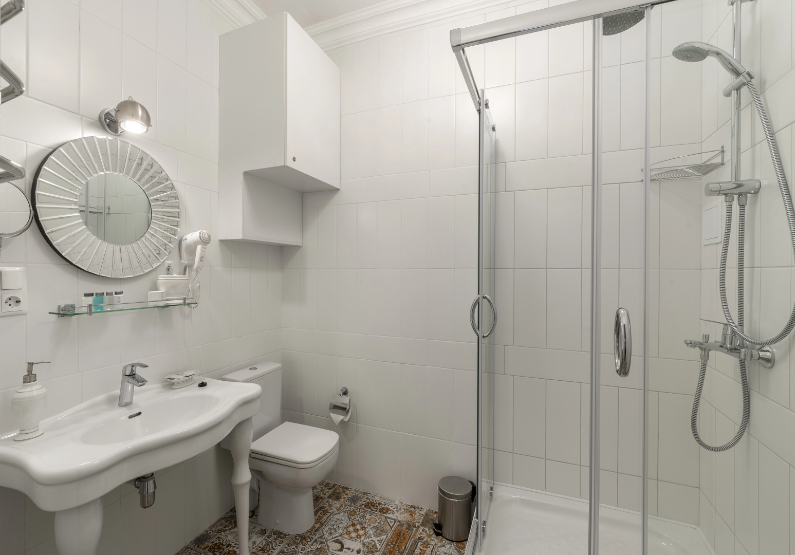 Отель Welcome House