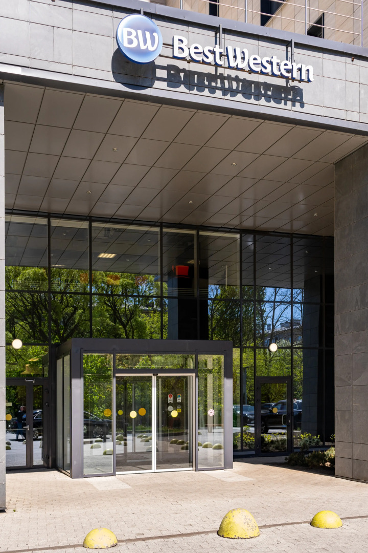 Best Western Zoom Hotel