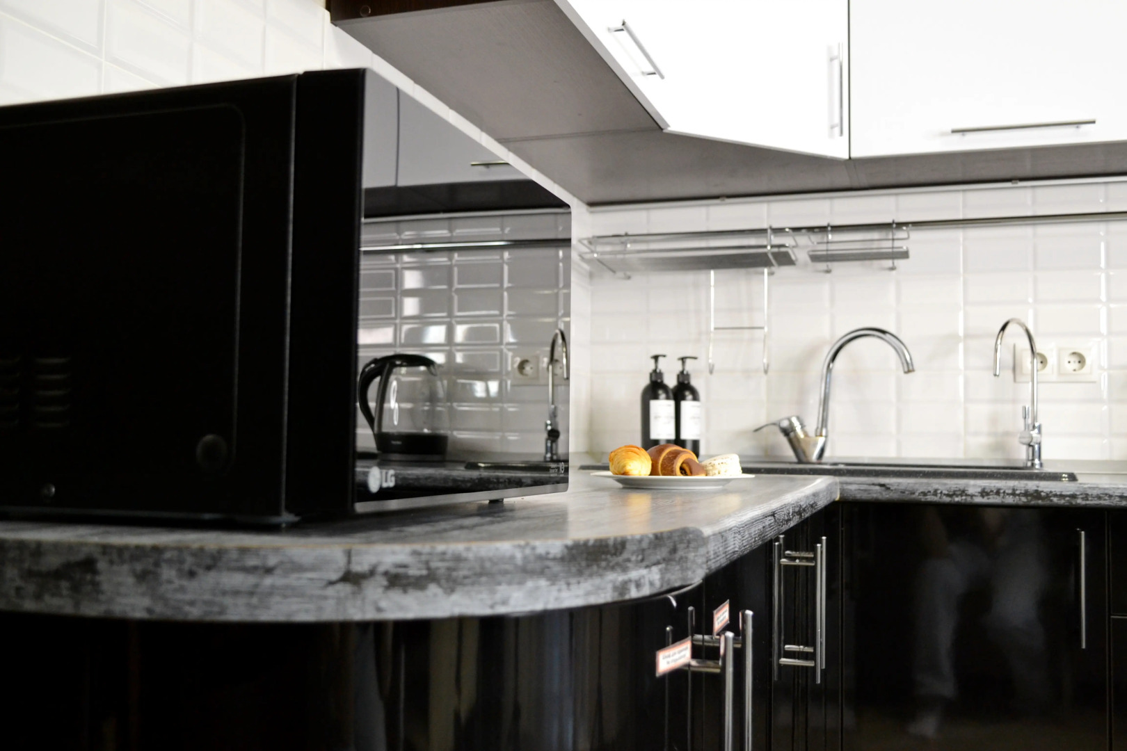 Апартаменты «Атмосфера» | Сафари— Дикий Уют В Сердце Города