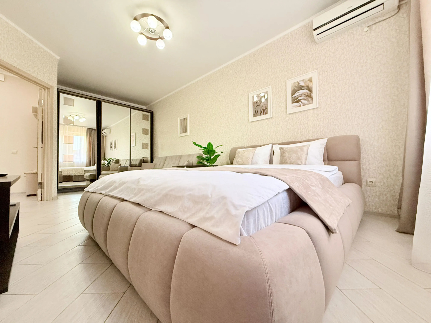 Апартаменты DreamApart Sweet Dreams Ваш сладкий сон рядом с Парком Галицкого