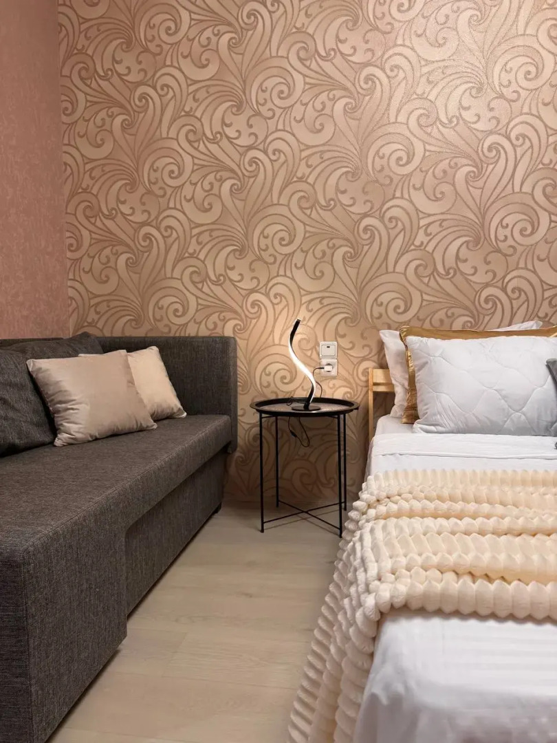 Квартира ЕвроДвушка Аксакова 81/1 на 17 Этаже до 7 Чел