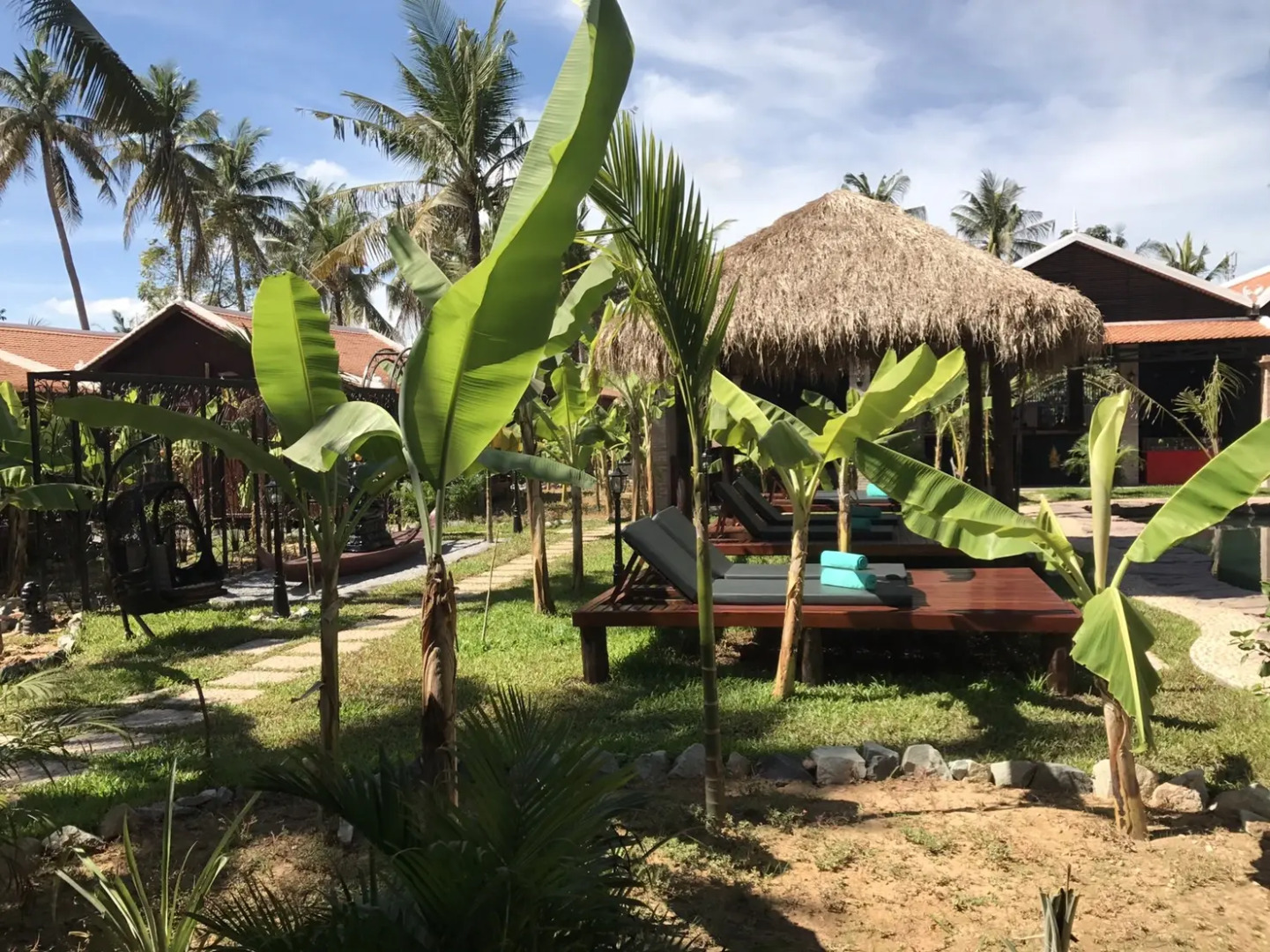 Отель Authentic Khmer Village Resort
