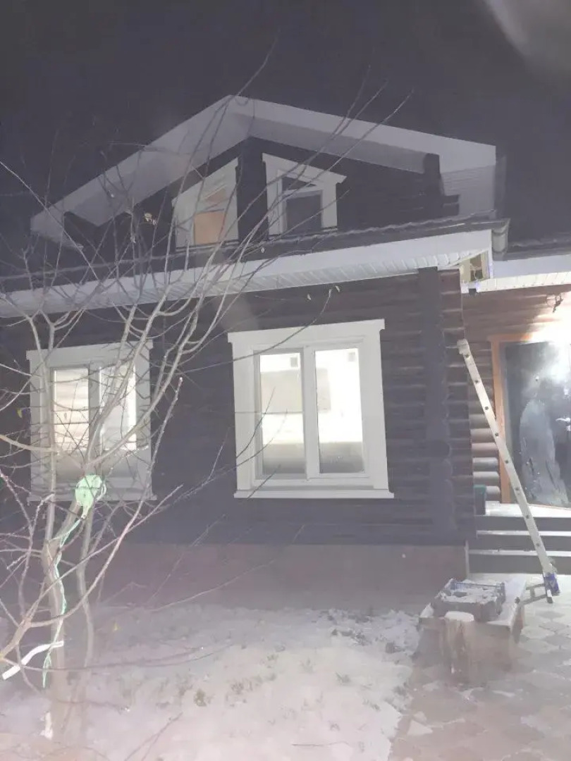 Частный дом с баней у озера