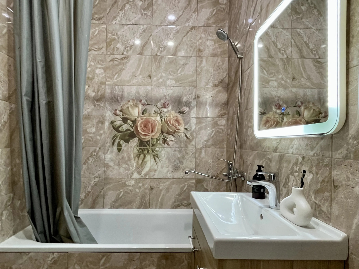 Квартира на Давлеткильдеева 18 (232)