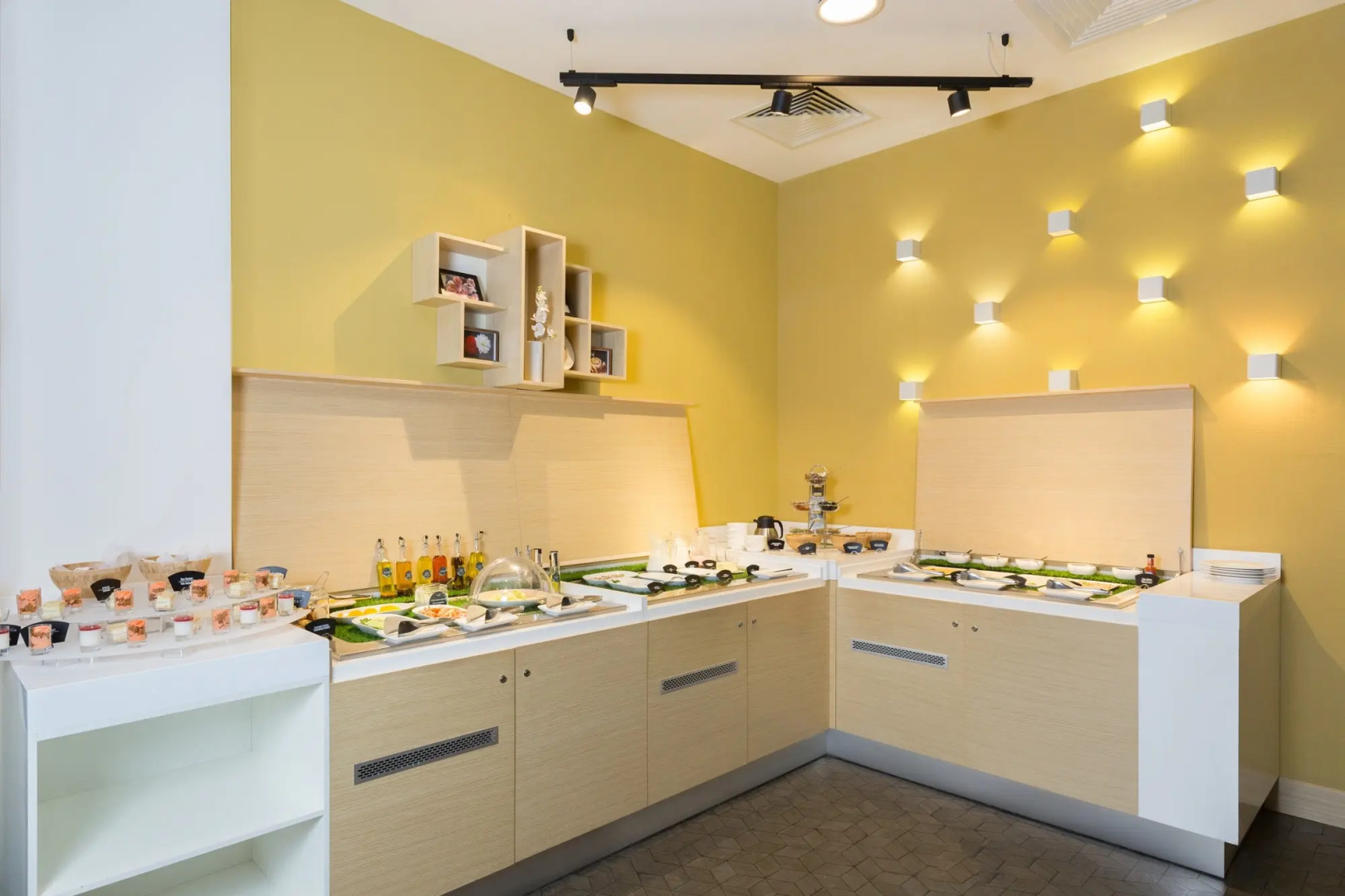 Отель Нестеров Плаза