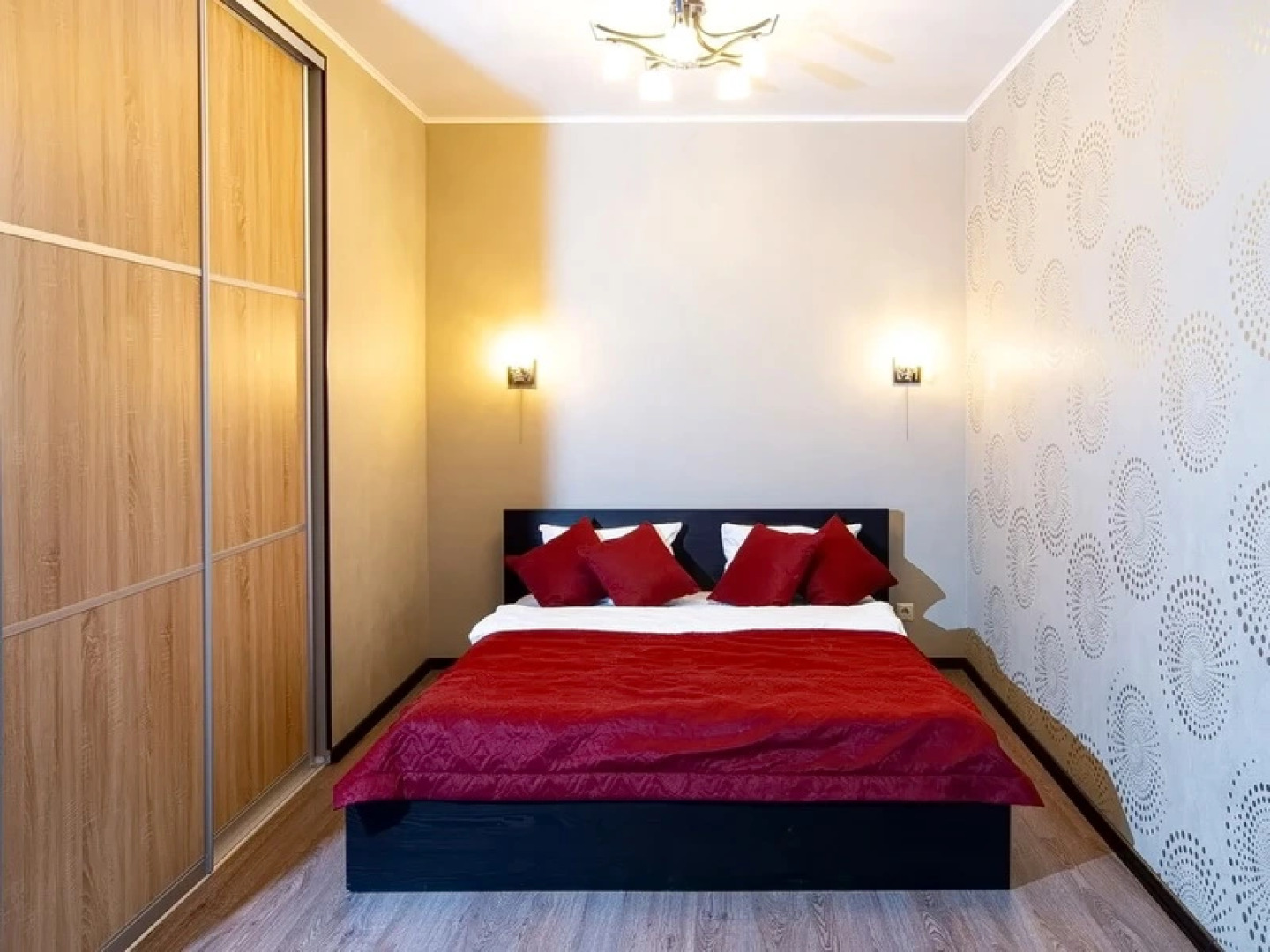 Апартаменты Hotel Home на проспекте Ленина 112