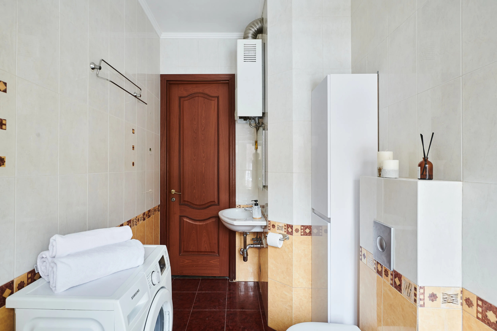 Квартира GM Apartments Яркая Трехкомнатная у Красной Площади
