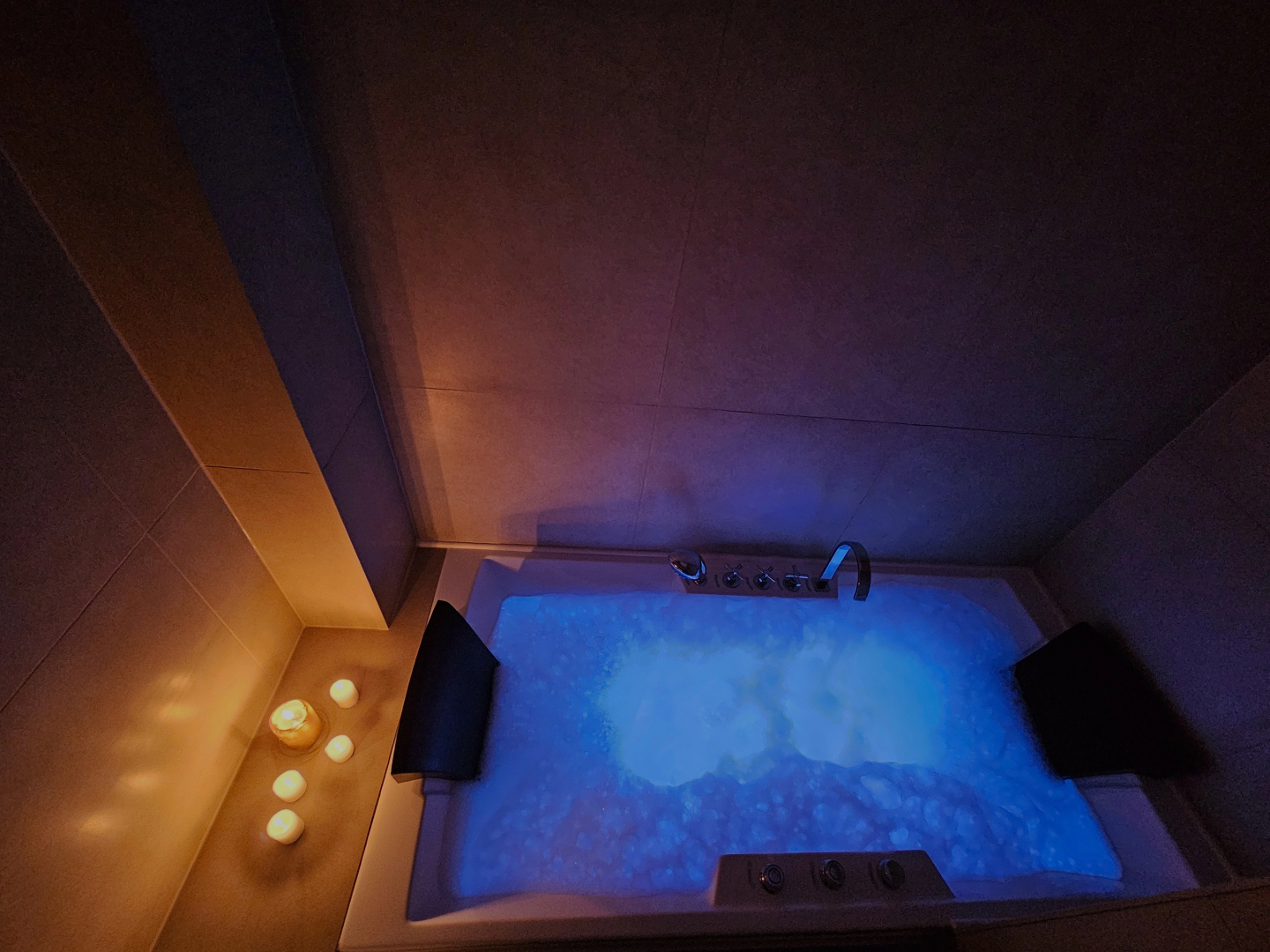 Квартира Апартаменты с Джакузи и видом на закат