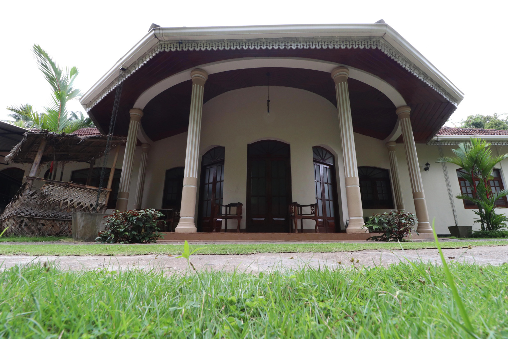 Мини-Отель Yoho Granary Homestay