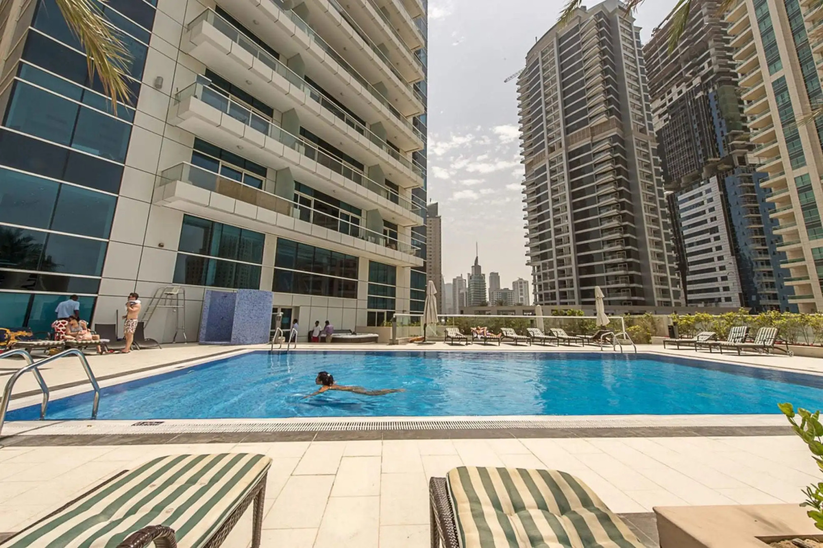 Апартаменты Welcome Home in Silverene Tower