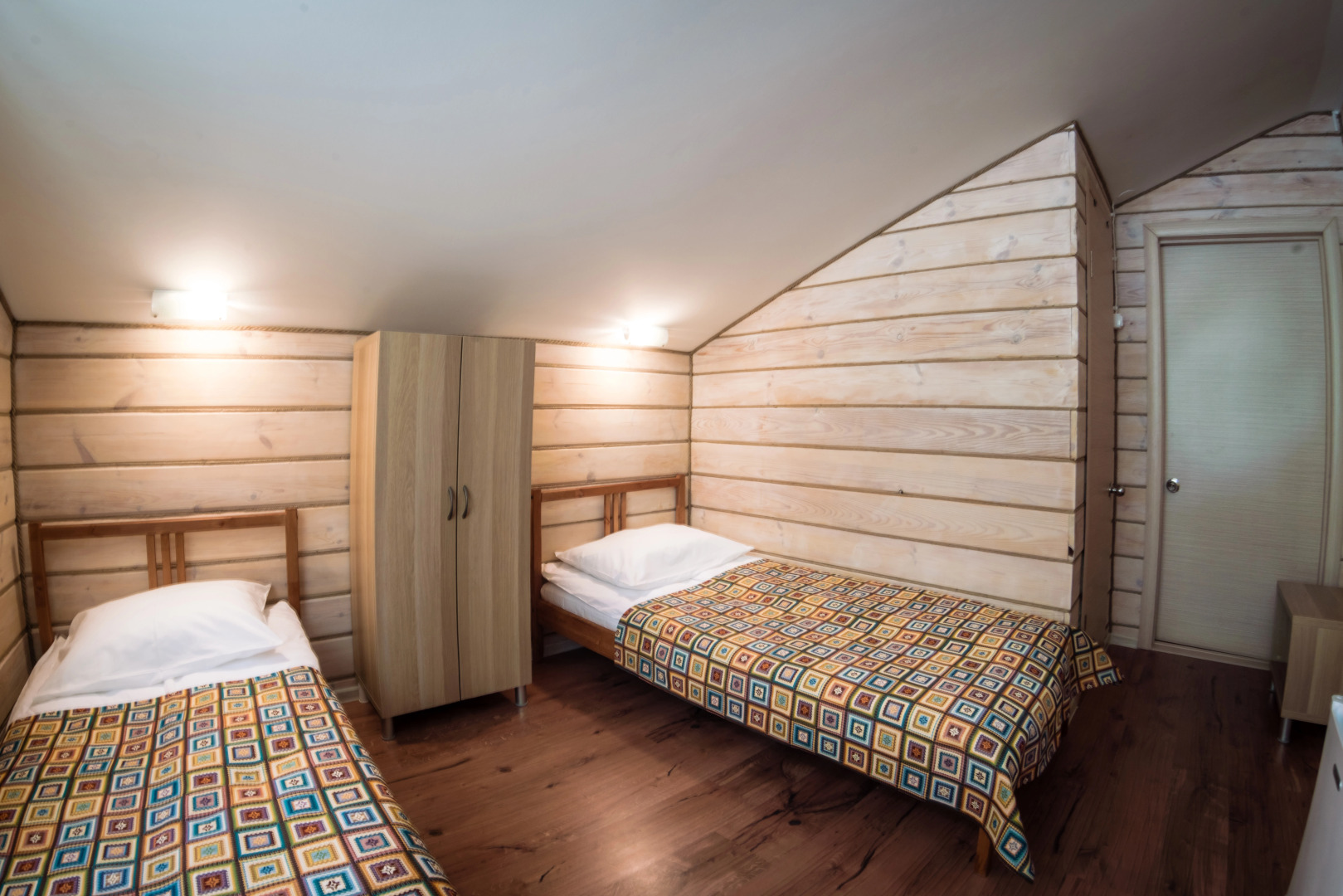 Парк-Отель Алтай Подгорица