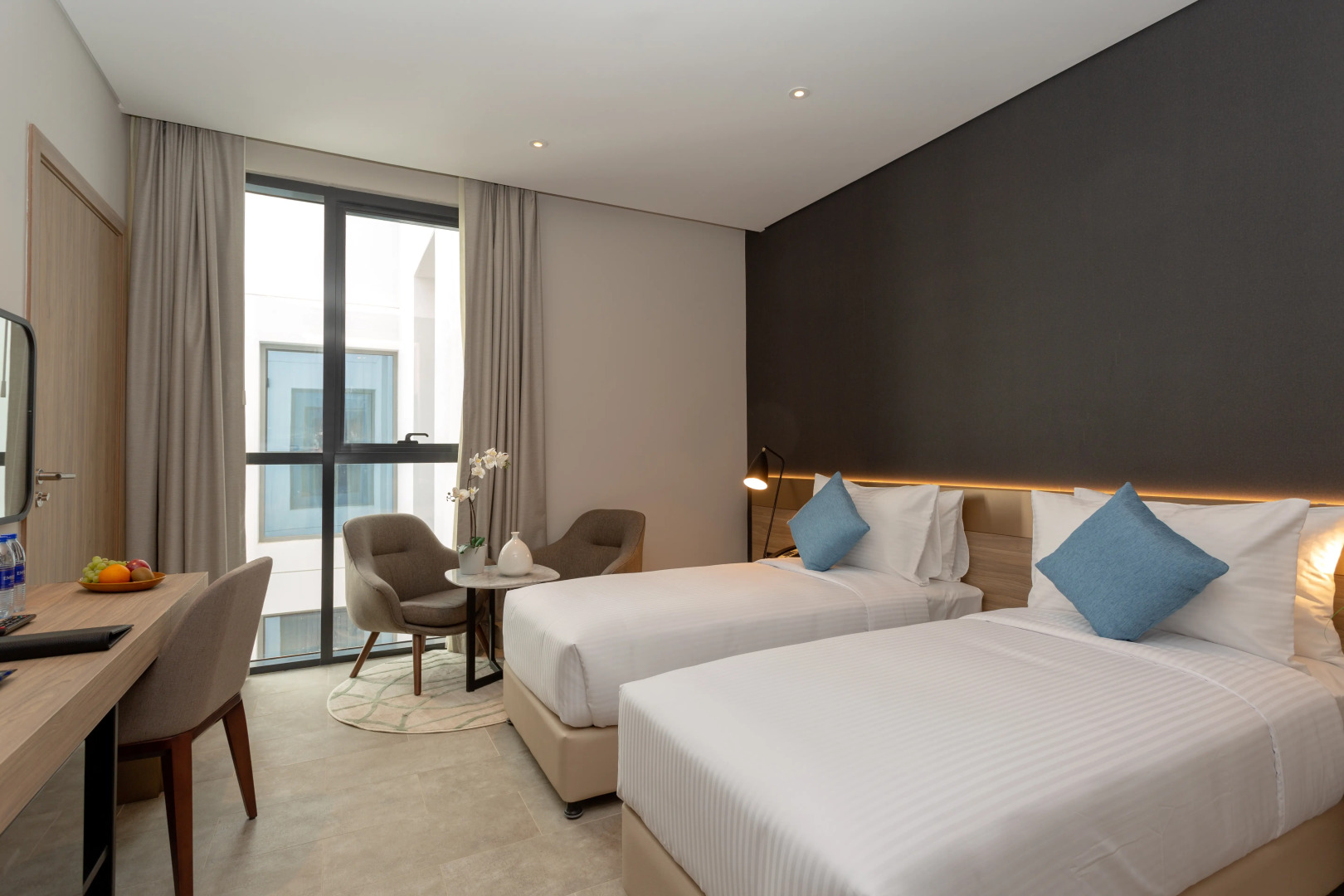 Отель Beach Walk