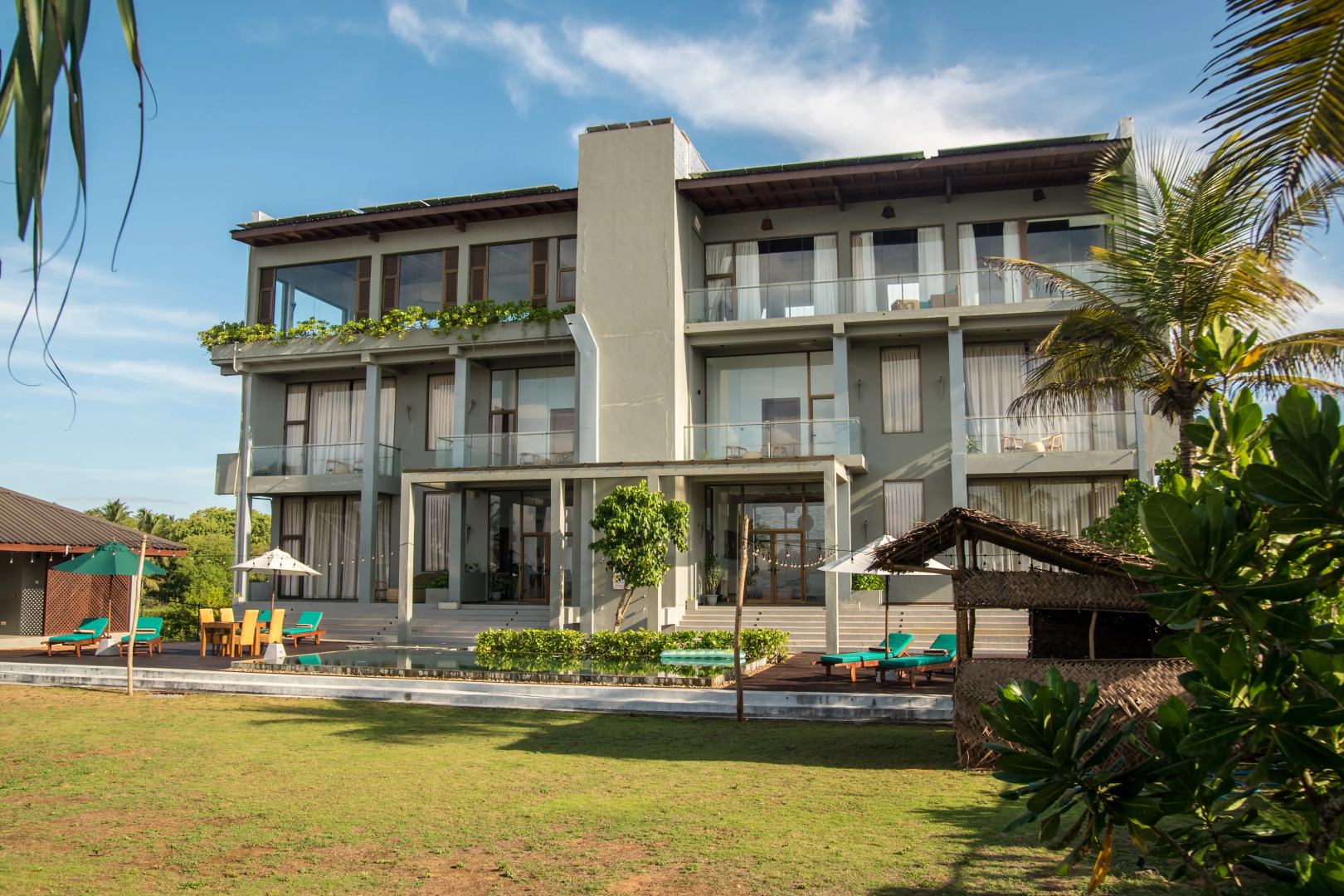 Бутик-отель Six Elements Beach