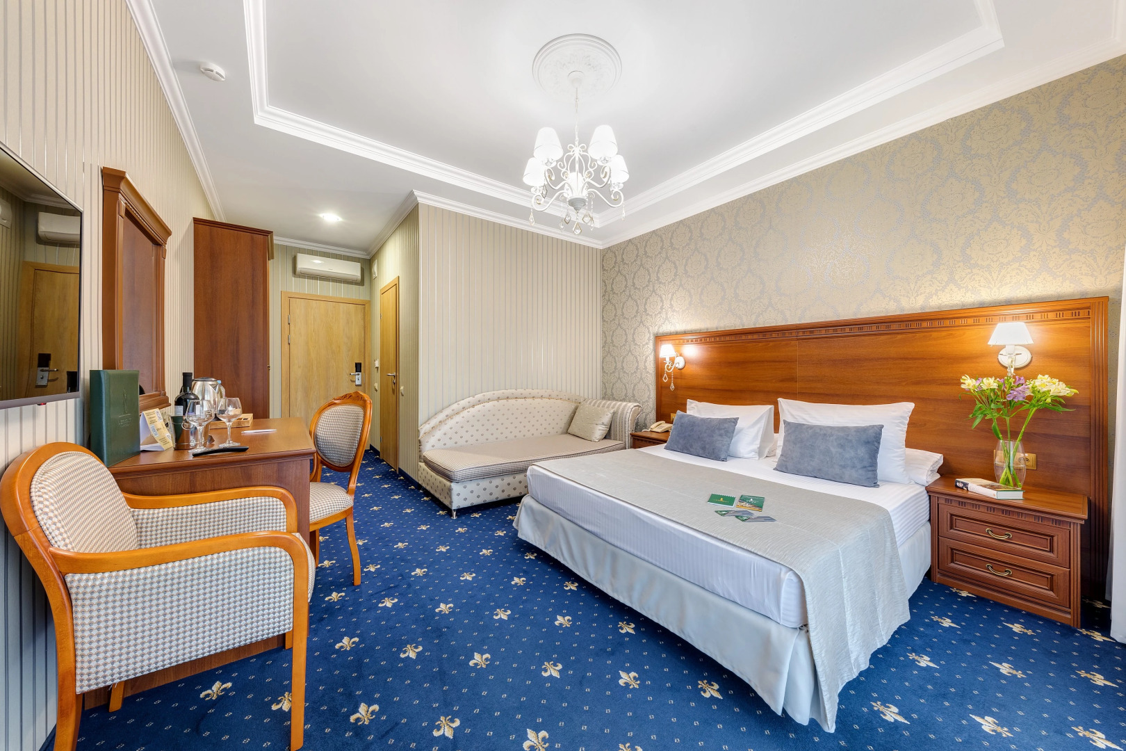 Отель Лермонт