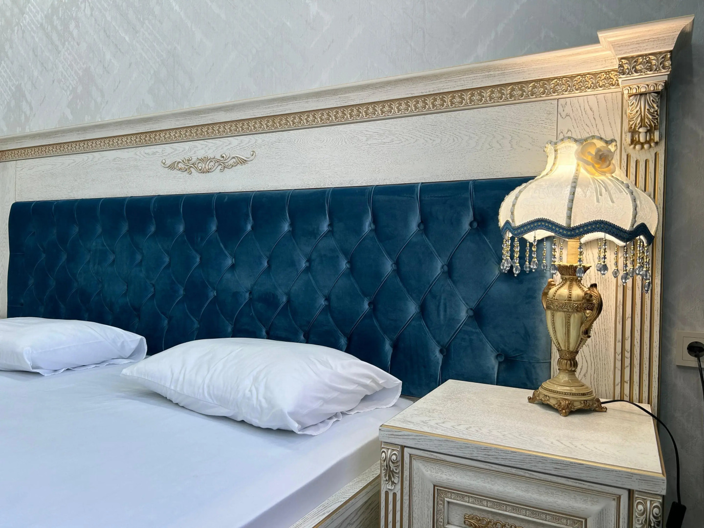 Отель Dash Gapi