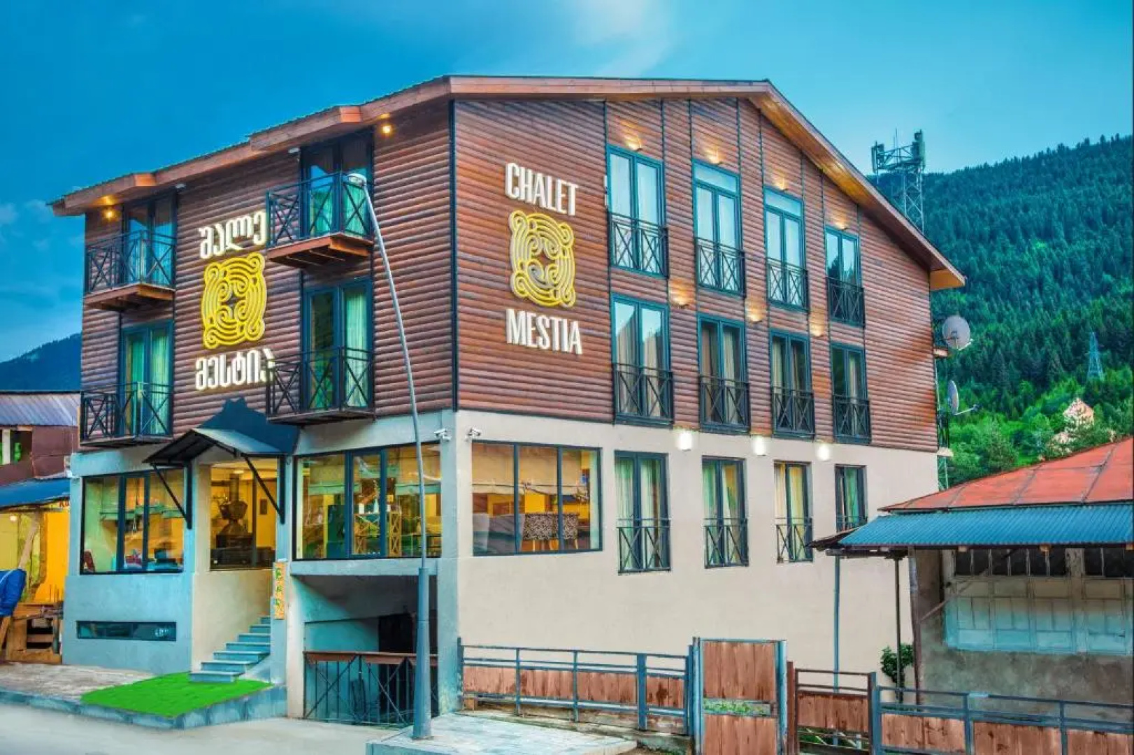 Отель Chalet Mestia