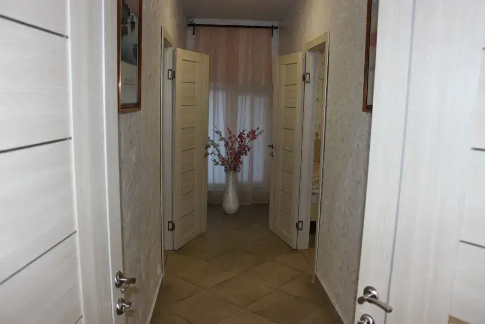 Частный дом с сауной, хаммамом и бассейном