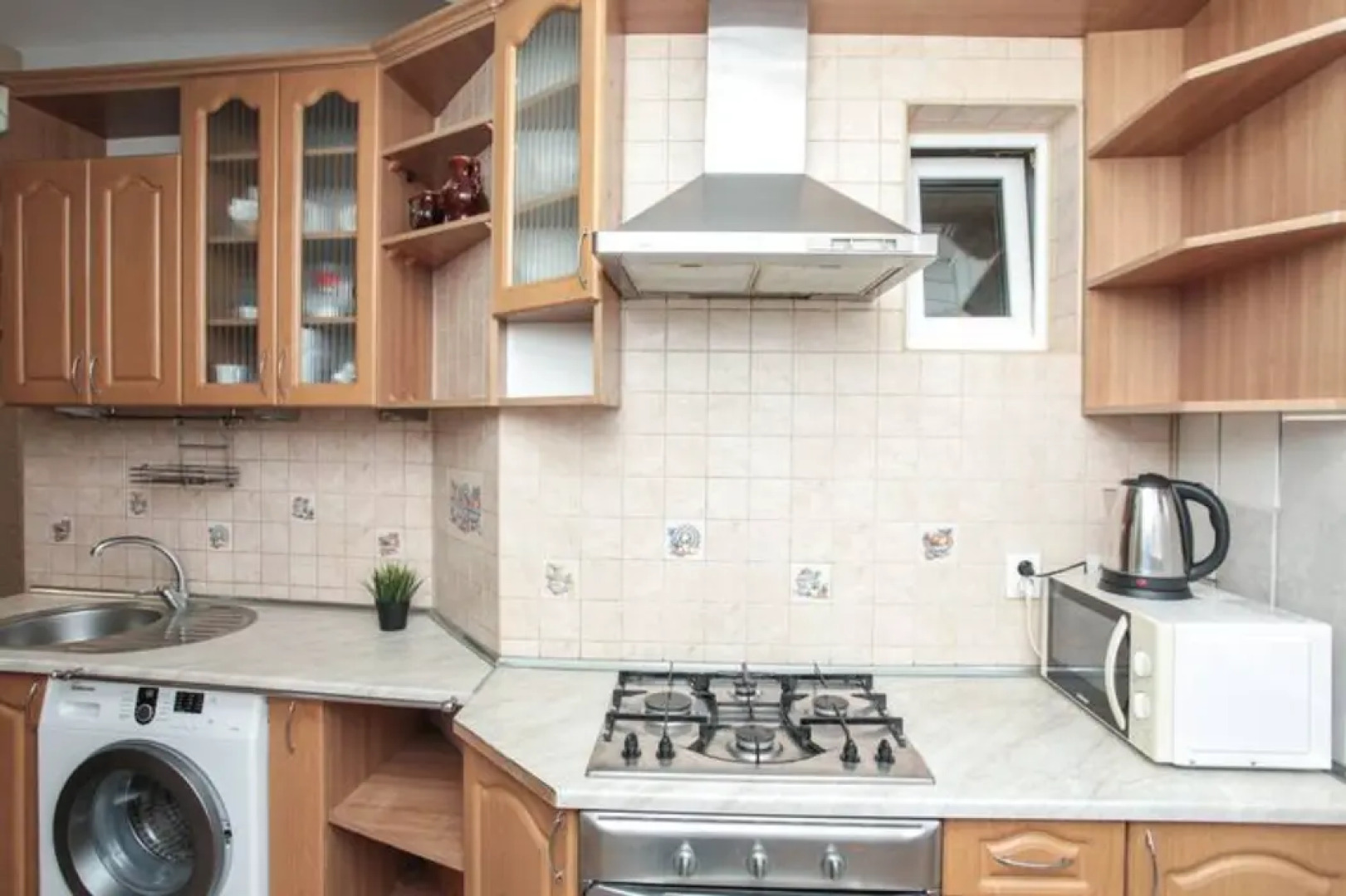 Трехкомнатные апартаменты в Историческом центре Калининграда